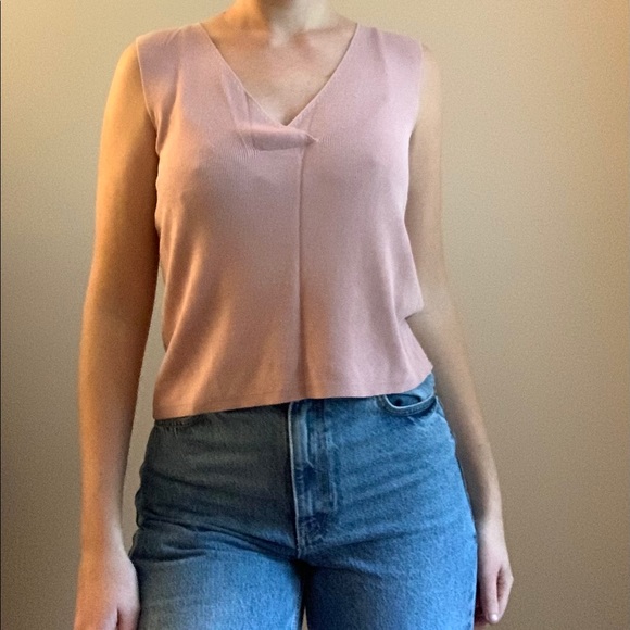 Pink sweater vest - Picture 4 of 4
